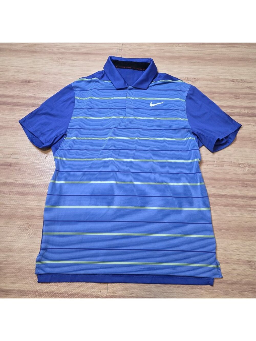 Nike Tiger Woods Collection Athlete Golf Polo Size Medium RARE